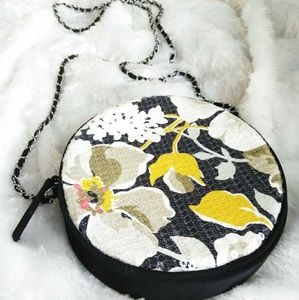 Vera Bradley Round Floral